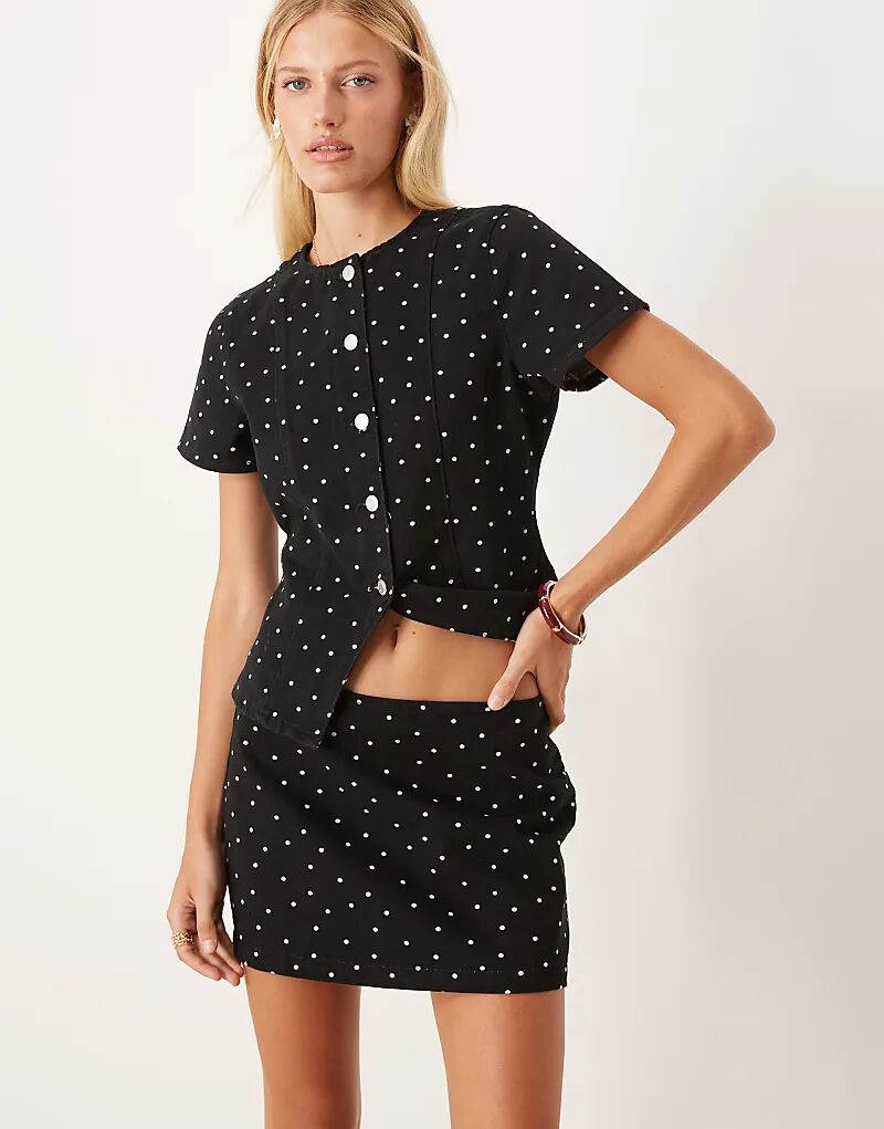 

Джинсовая мини-юбка ASOS DESIGN в мелкий горошек