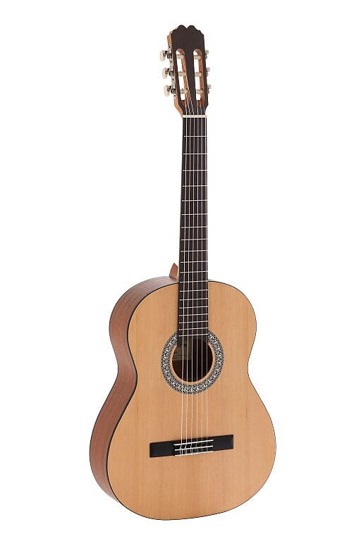 

Акустическая гитара Admira Alba classical guitar with spruce top Beginner series