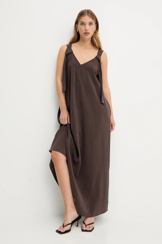 

Платье Answear.Lab, коричневый