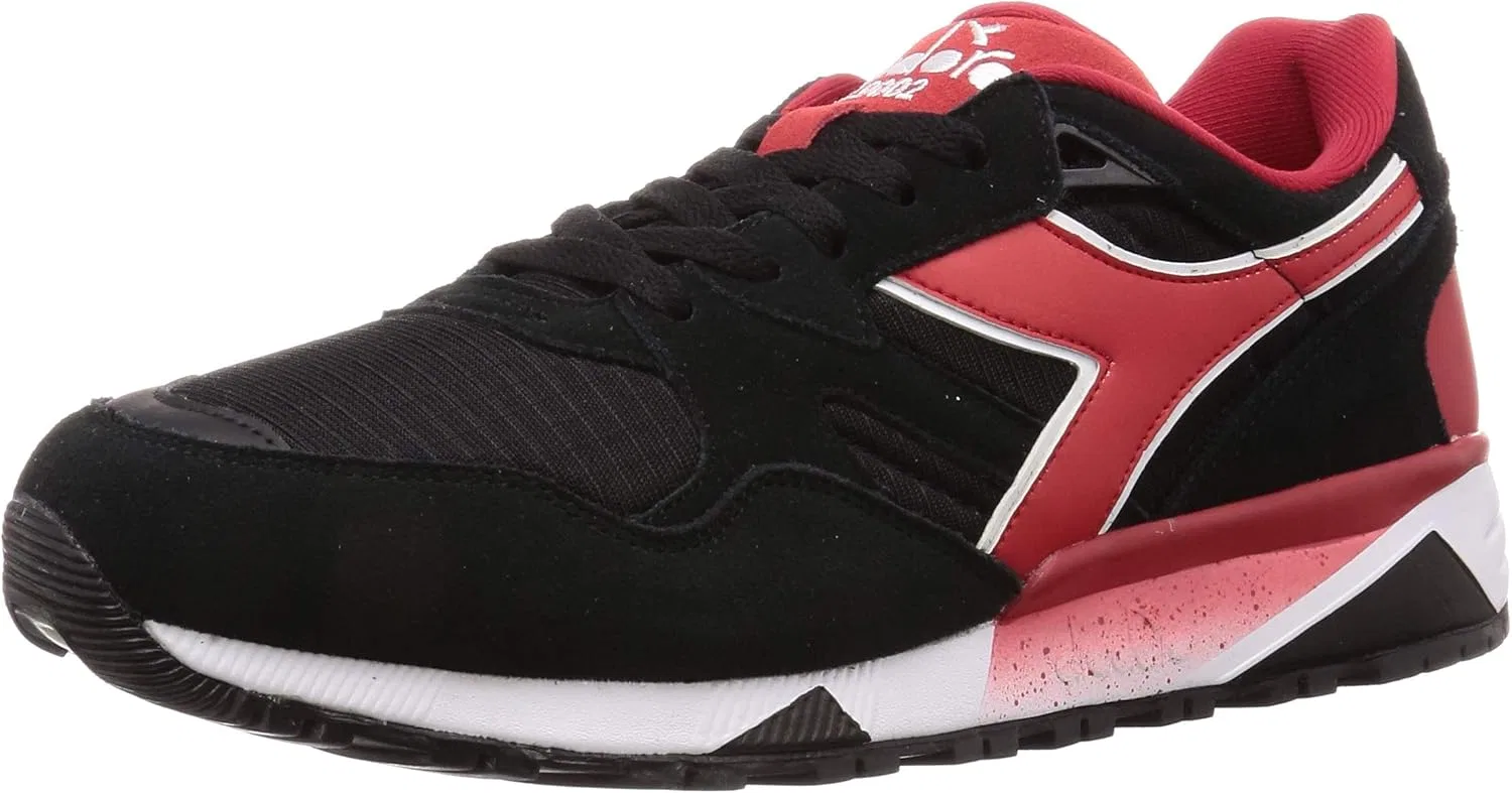 Полукроссовки унисекс Diadora Titan II, черный/темно-красный