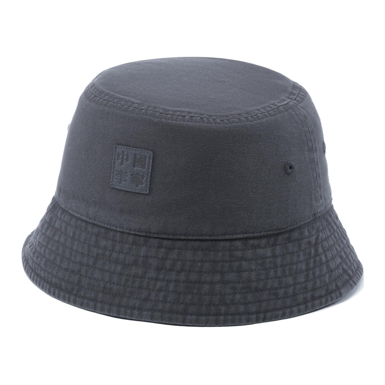 

Унисекс чёрная бейсболка LiNing