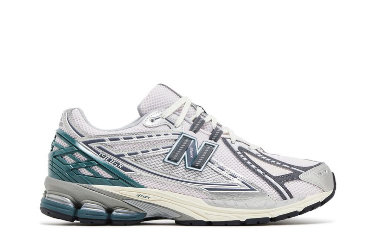 

Кроссовки New Balance 1906R Silver Metallic New Spruce, серебряный