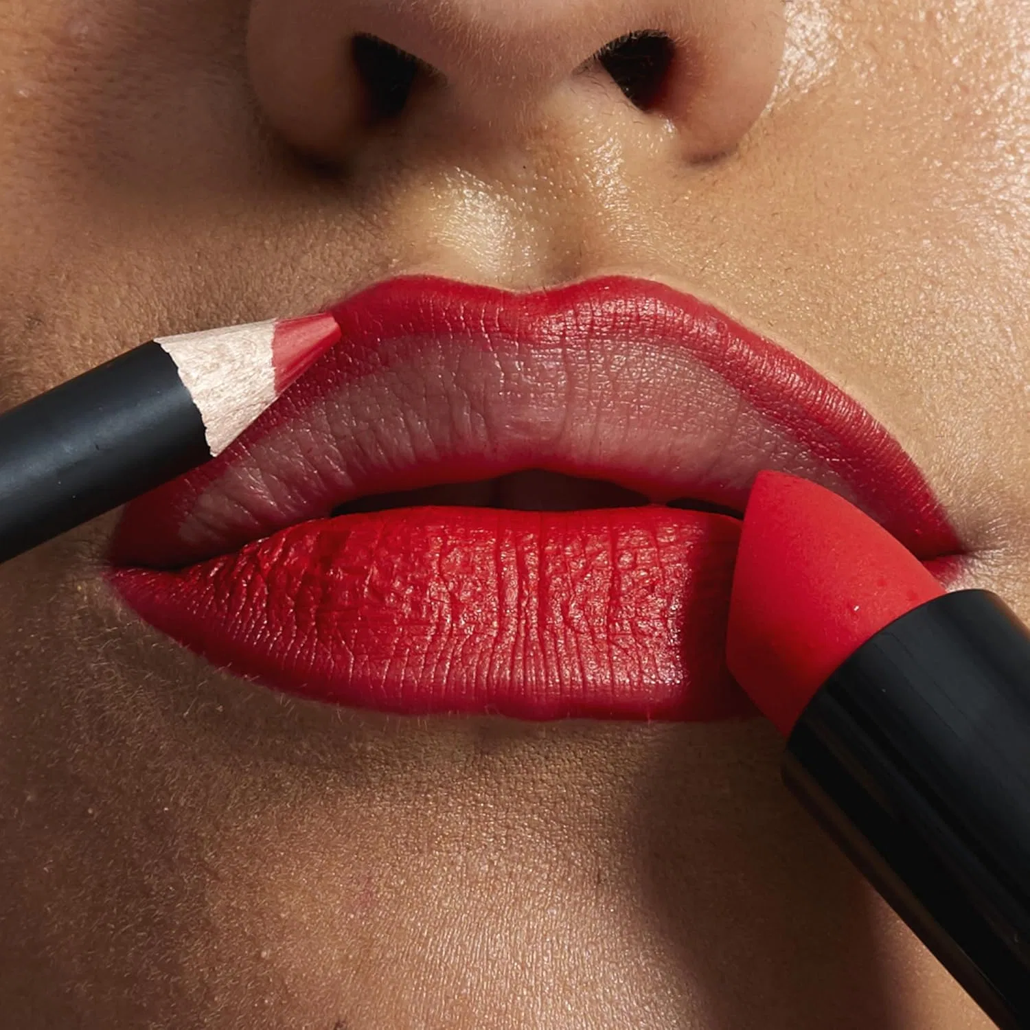 Матовый карандаш для губ «Suede Matte Lip Liner SMLL11 Kitten Heels» от NYX Nyx Professional Makeup — фото 2