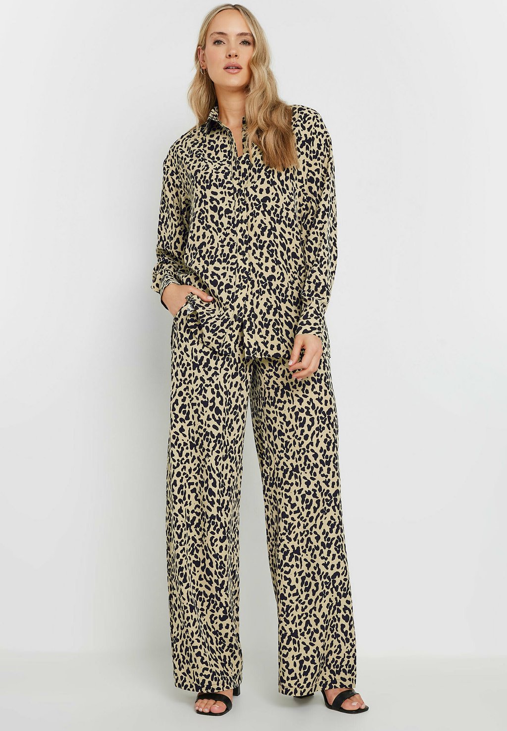 

Блузка на пуговицах Long Tall Sally, бежевый