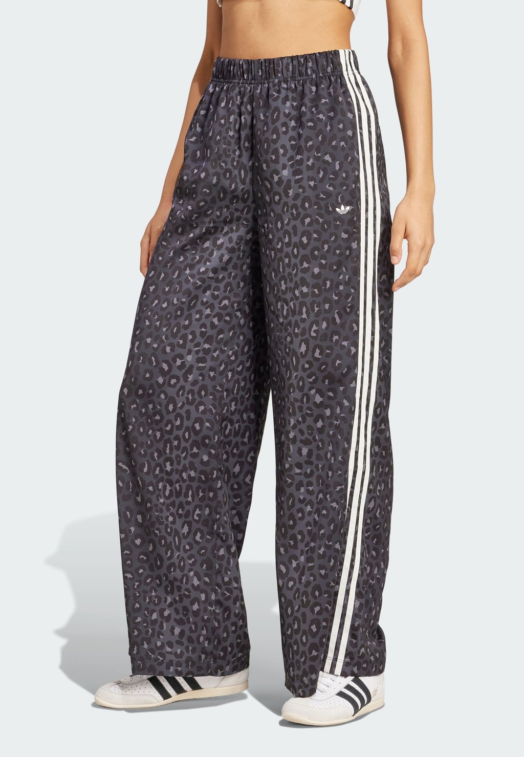 

Спортивные брюки adidas Originals, черный