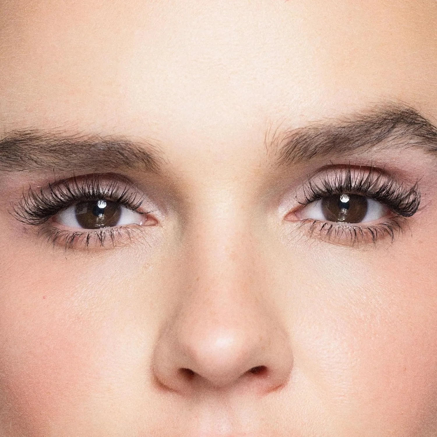 Набор из двух тушей для ресниц Trish McEvoy High Volume Mascara and Eye Brightener Shell Set., Black — фото 4