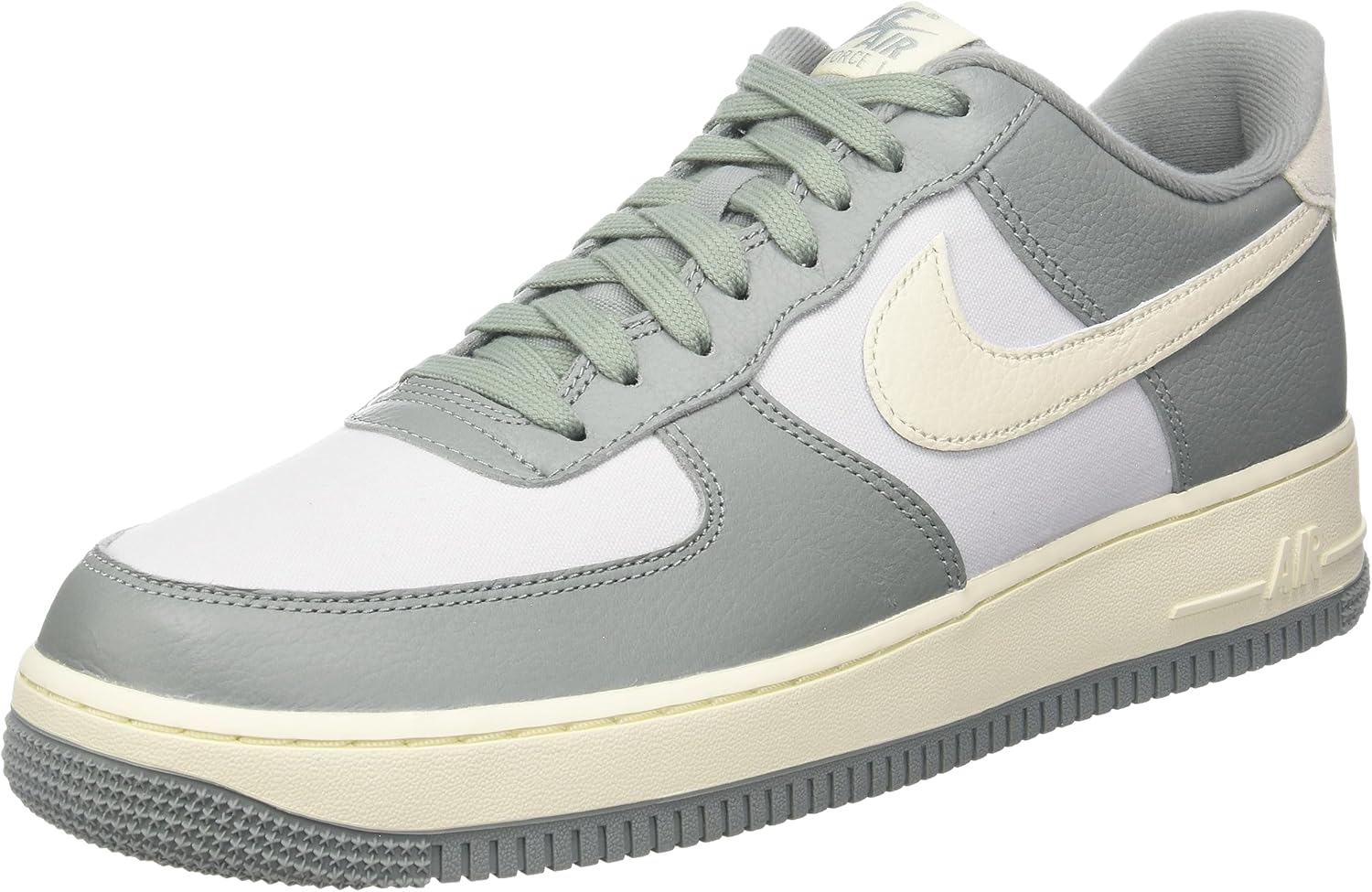 

Кроссовки Nike Kids Air Force 1 '07, Mica Green Coconut Milk