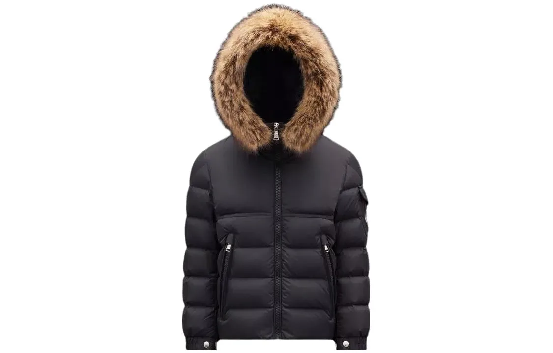 Детская пуховая куртка с капюшоном Moderate Moncler, черный