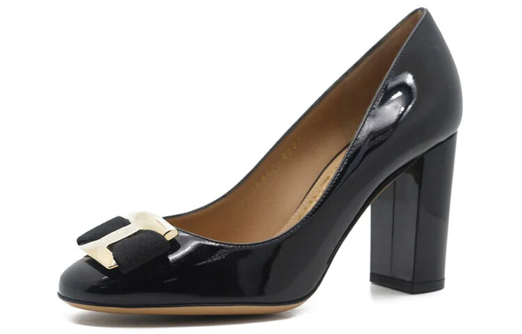 

Туфли на высоком каблуке женские Ferragamo, черный