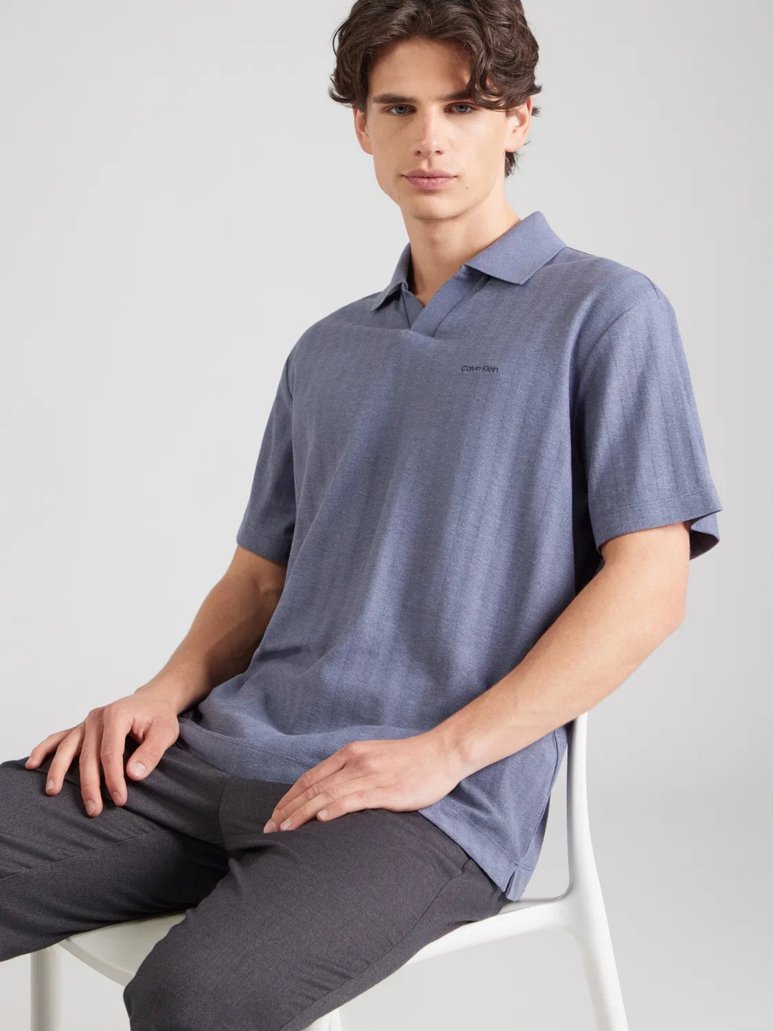 Толстовка Calvin Klein синего цвета — фото 2