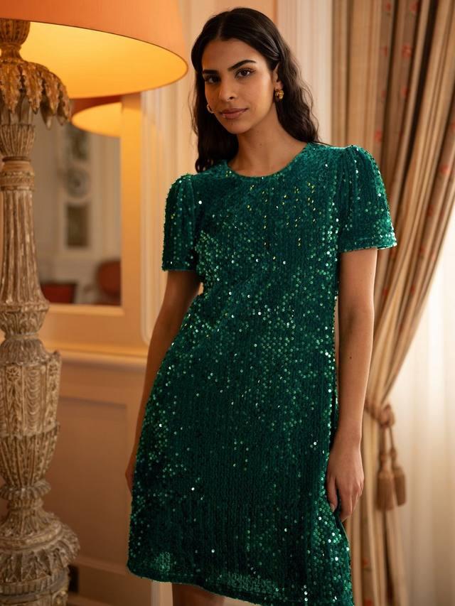 

Короткое платье с круглым вырезом и короткими рукавами Yumi