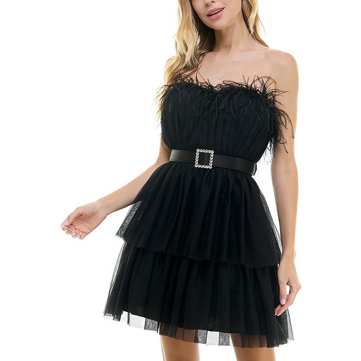 

Платье Juniors Womens Smocked Feathered Fit & Flare City Studio