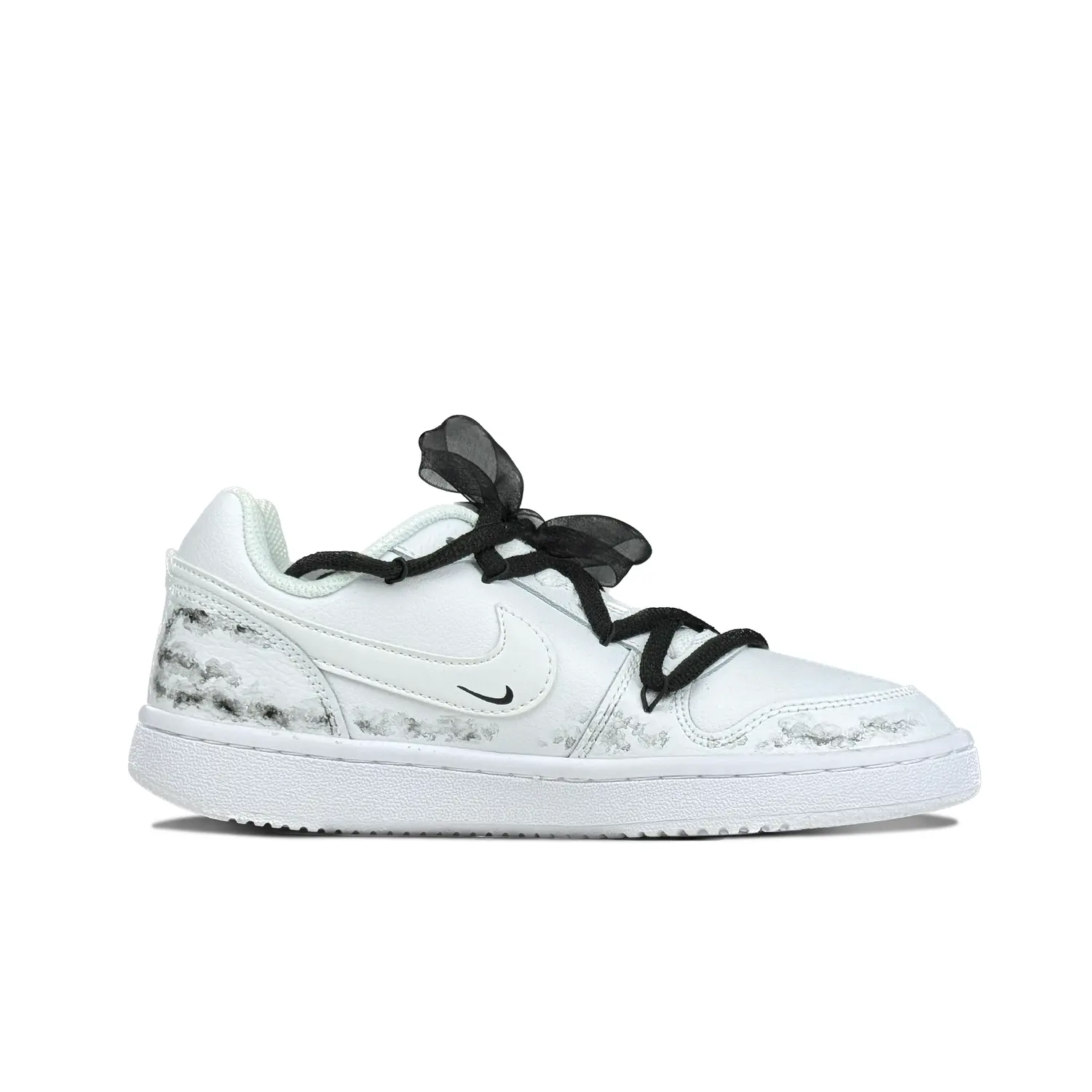 

Женская обувь для скейтбординга Nike EBERNON, White