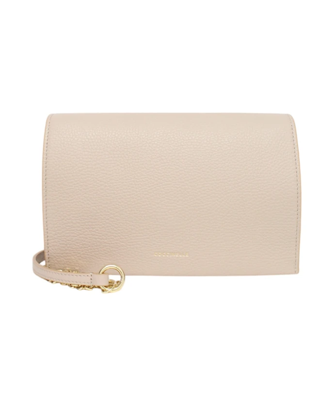 

Женская кожаная сумка через плечо с логотипом на передней части. Coccinelle, розовый