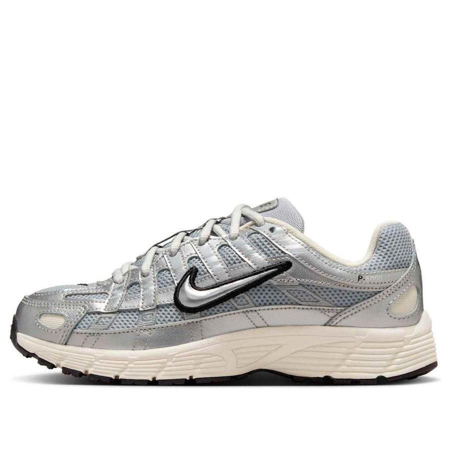 

Кроссовки (GS) Nike P-6000 'Metallic Silver Black', серебряный