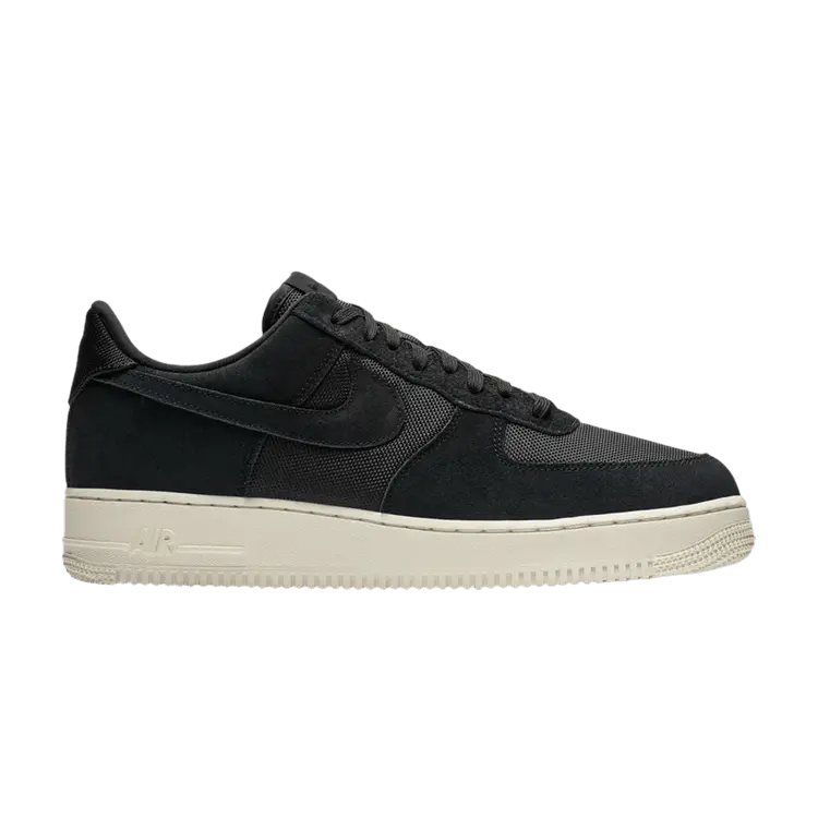 

Кроссовки Nike Air Force 1 07 1 'Black Pale Ivory', черный
