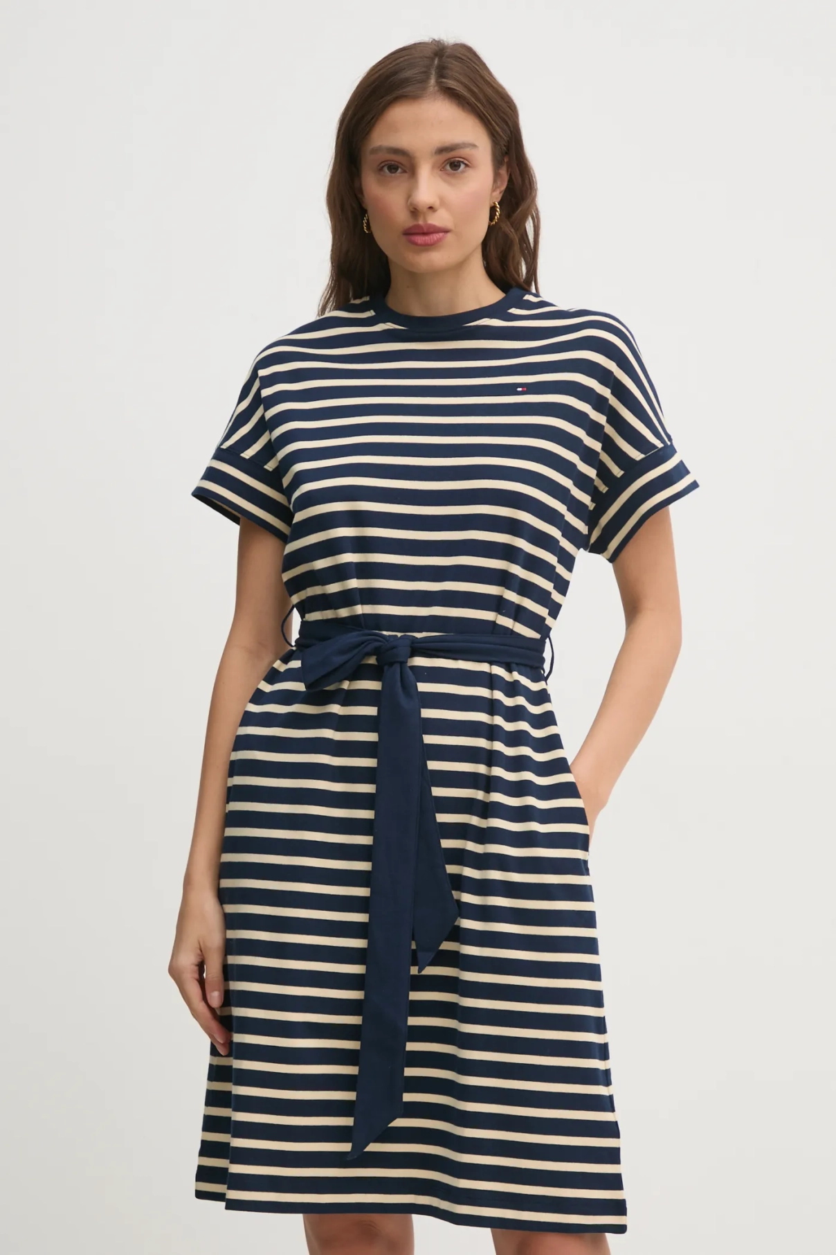 

Хлопковое платье Tommy Hilfiger, темно-синий