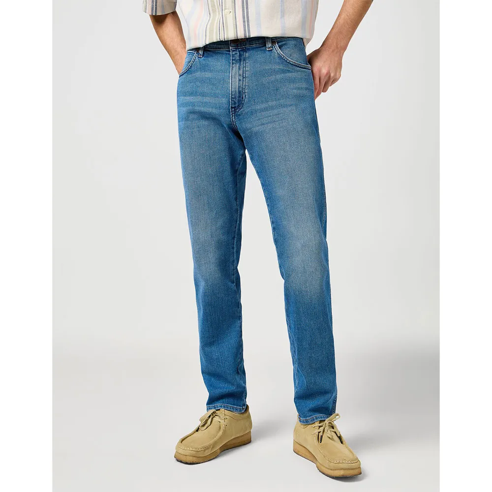 

Джинсы Wrangler River 5 Pocket Regular Tapered Fit, синий