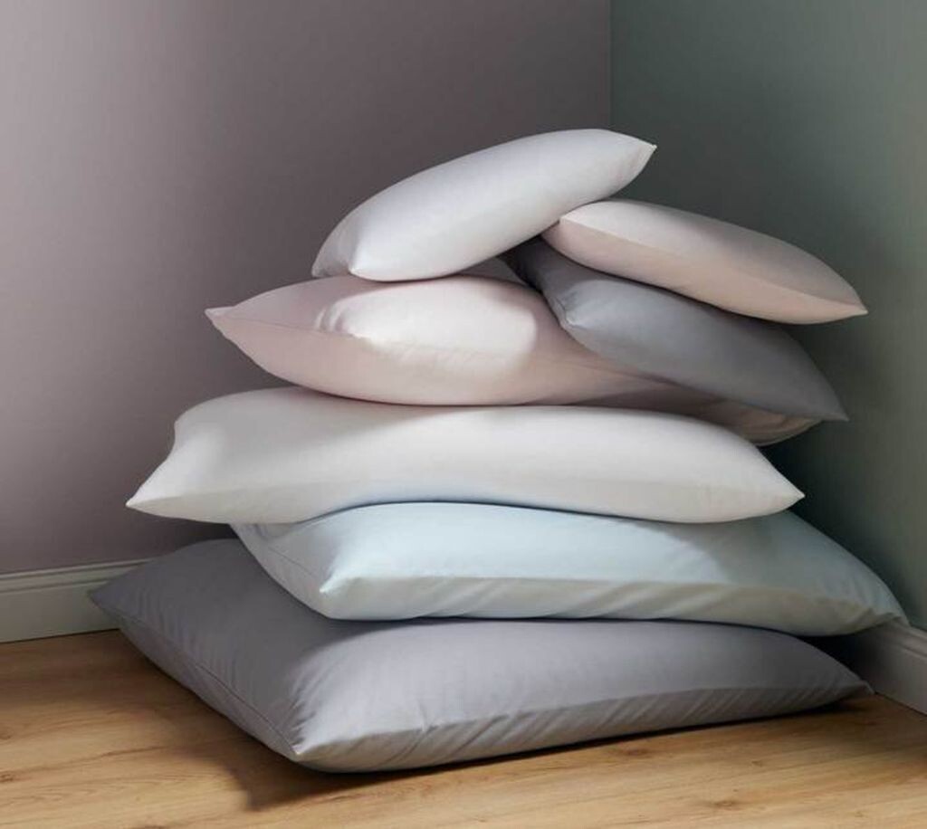 

Элегантное постельное белье из сатина Mako однотонное, натуральный размер 200х220+2х80х80см Elegante