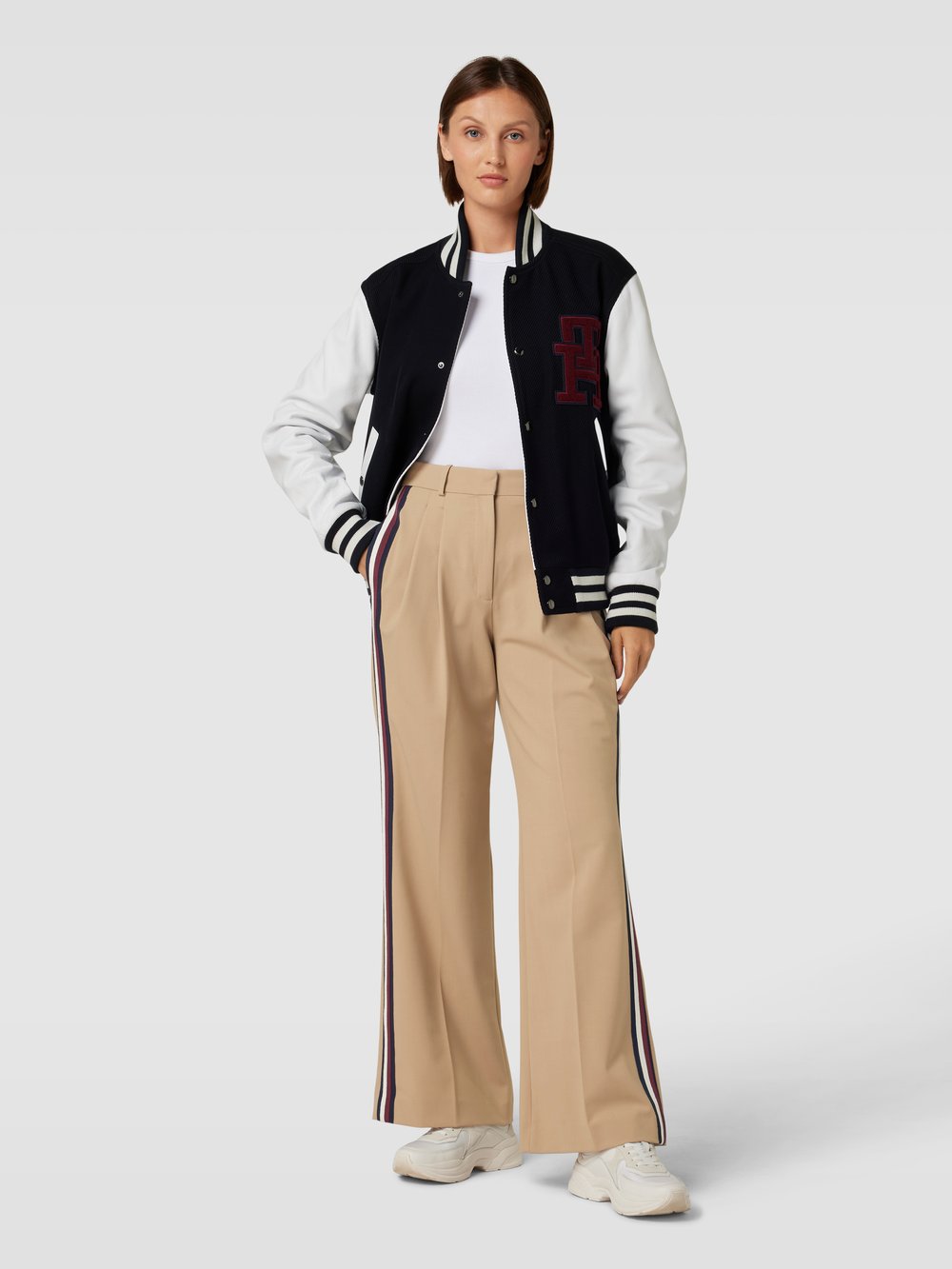 

Брюки со складками Tommy Hilfiger, бежевый