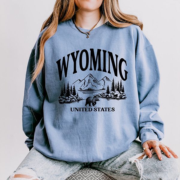 

Легкий свитшот Wyoming forest scene с эффектом garment dyed Simply Sage Market, Blue Jean