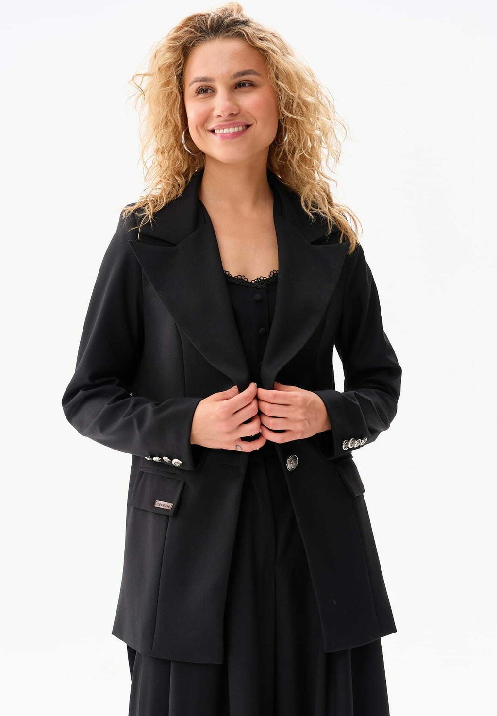 

Короткое пальто VIDA blue shadow, черный