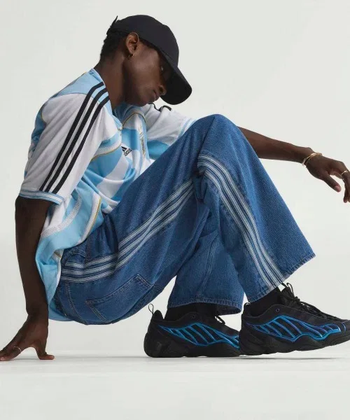 БРЮКИ ИЗ ДЕНИМА adidas Originals FIREBIRD ADICOLOR