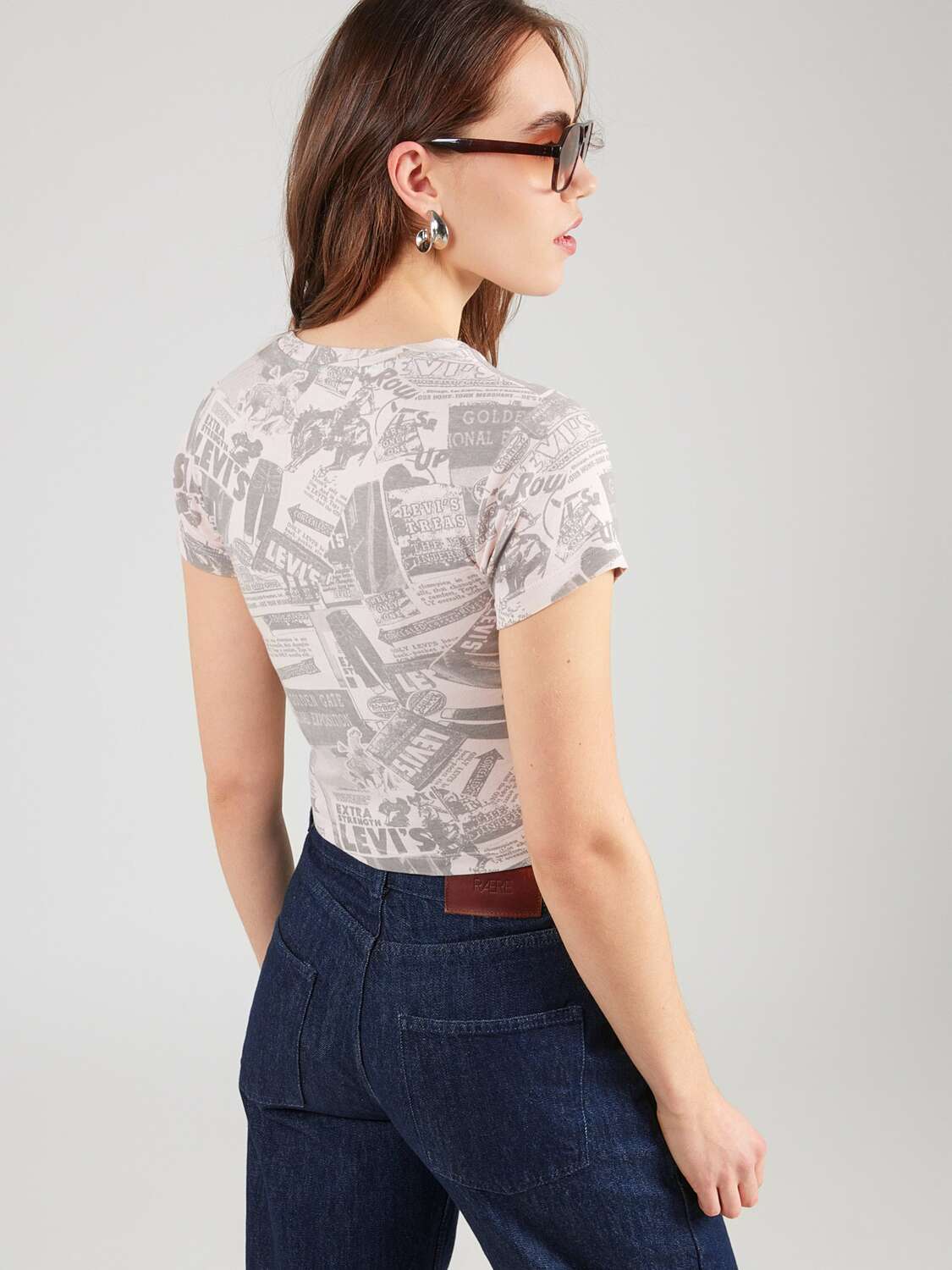 LEVI'S  Футболка 'ESSENTIAL SPORTY' в пастельно-розовом цвете — фото 4