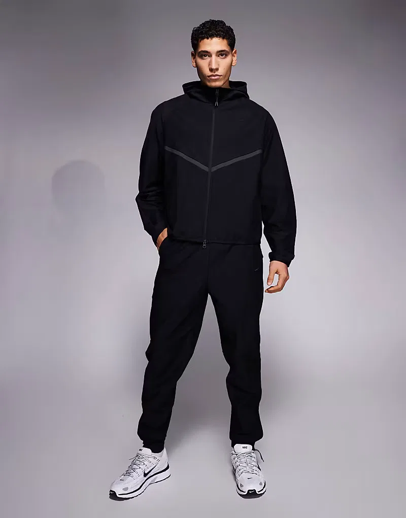 Спортивные брюки Nike Tech Shori, черный