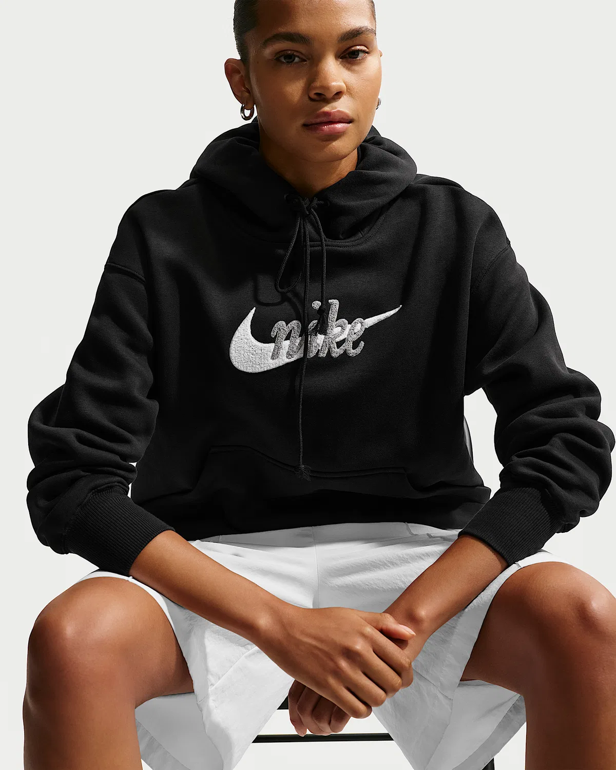 Женская оверсайз худи с логотипом Nike Sportswear Phoenix Fleece, Black/Summit White — фото 3