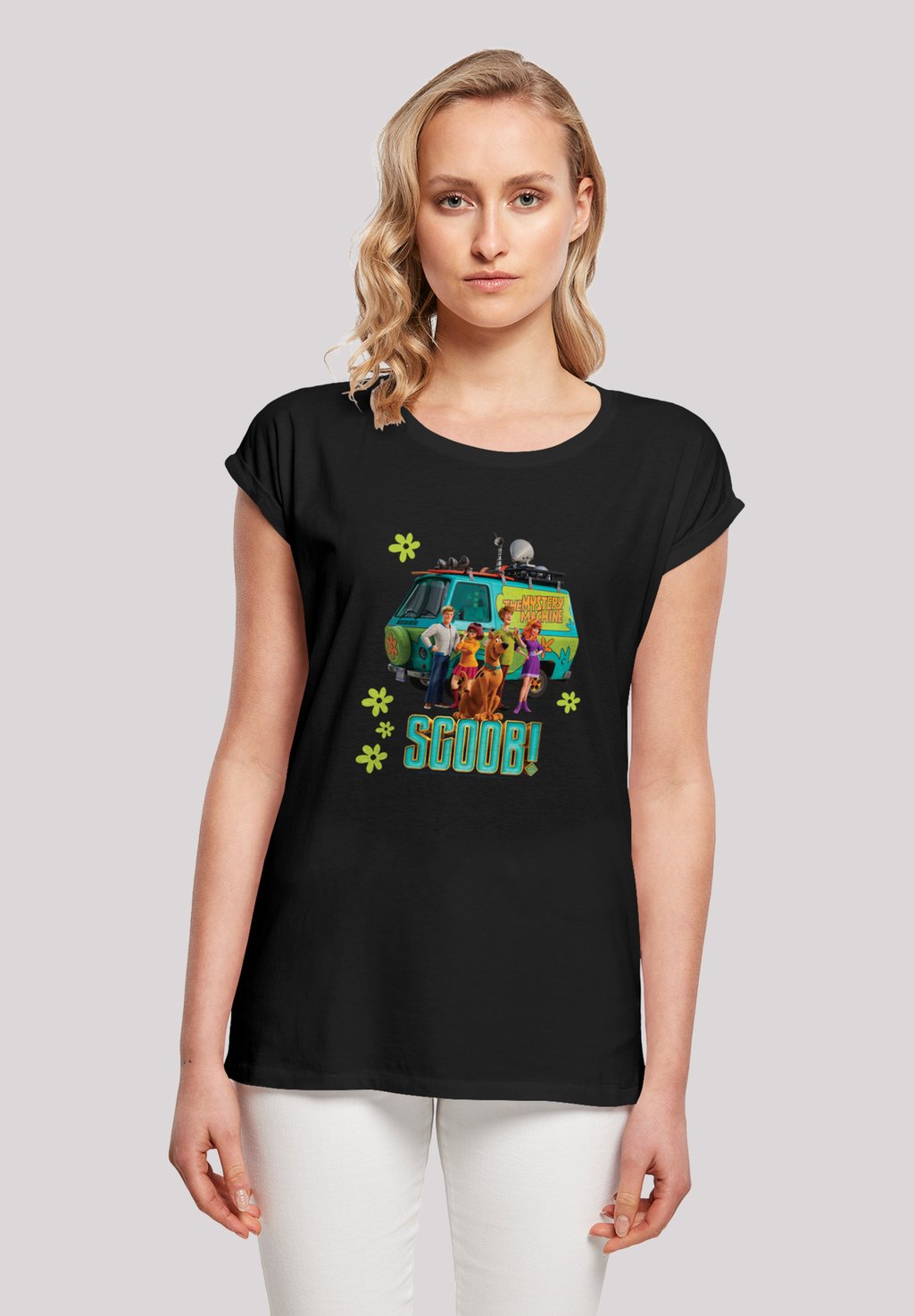 

Футболка с принтом EXTENDED SHOULDER T-SHIRT 'SCOOBY DOO MYSTERY INC GROUP' F4NT4STIC, черный
