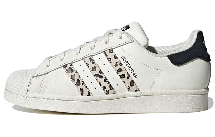 

Мужские кроссовки для скейтбординга adidas originals Superstar, Black/White