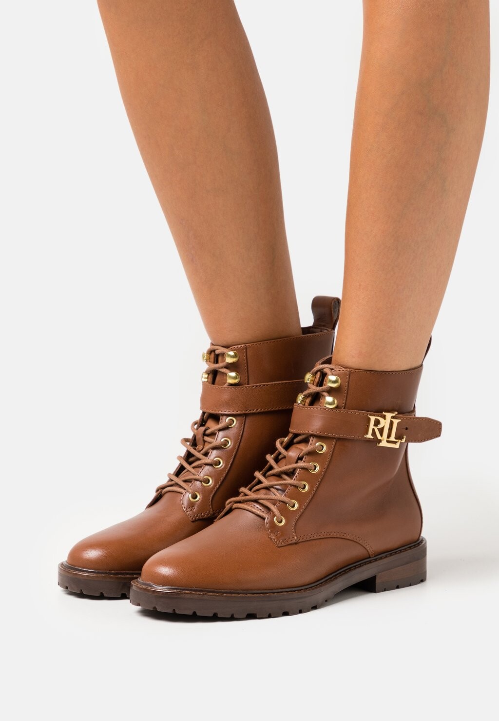 

Ботильоны на шнуровке Lauren Ralph Lauren