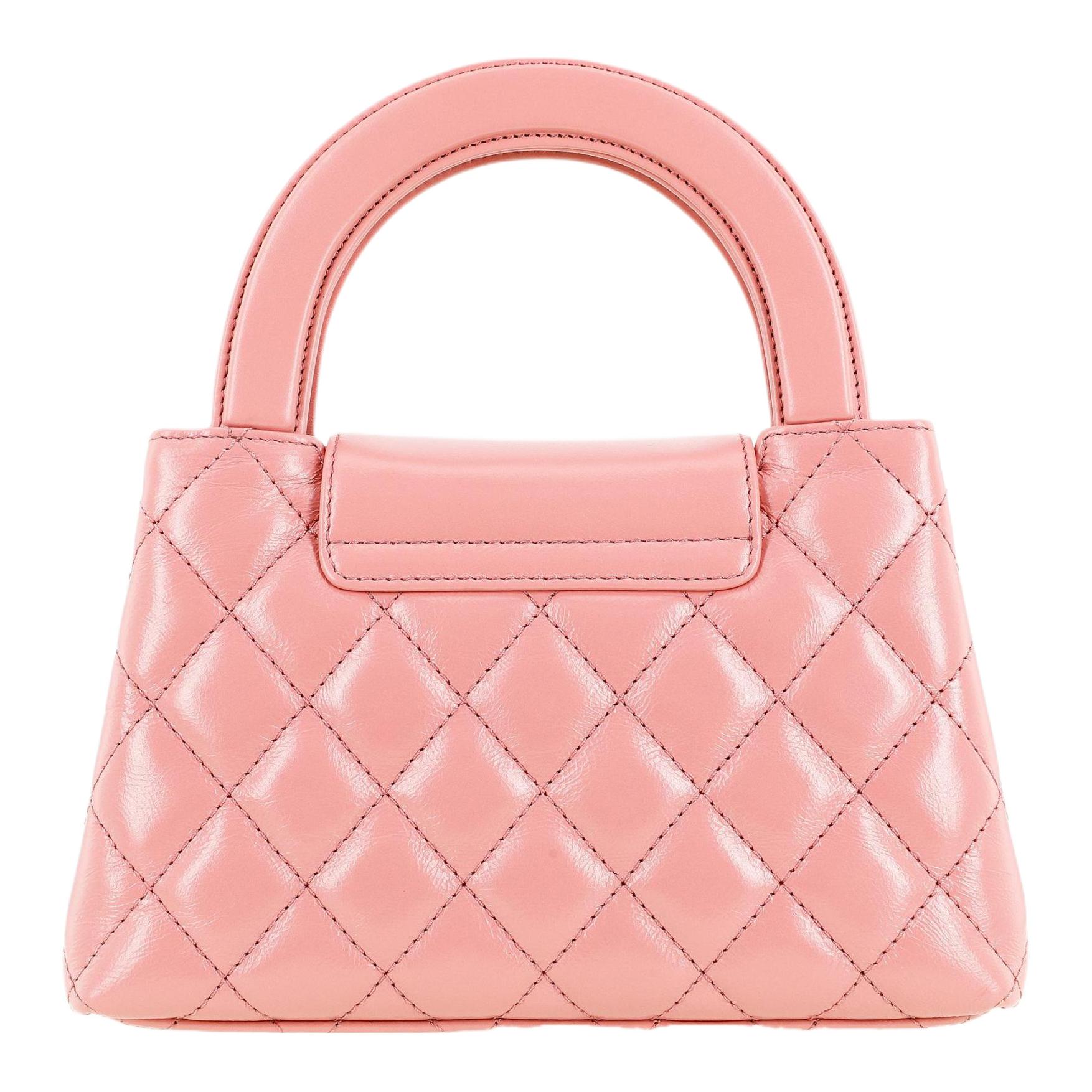 CHANEL Мини-сумка женская из коровьей кожи с металлическим золотым покрытием, цвет coral red — фото 3