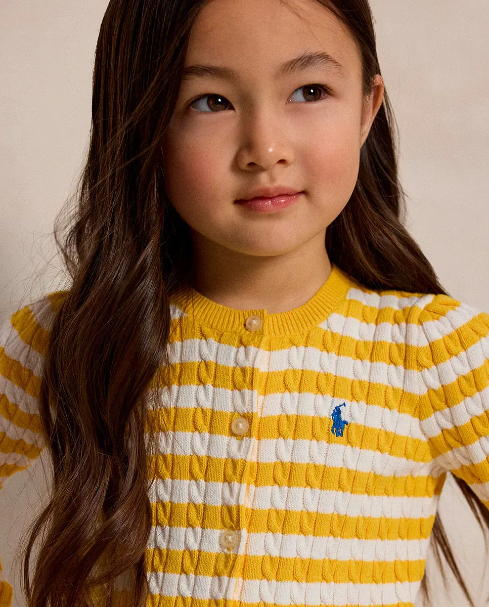 Детский хлопковый кардиган вязкой в косичку Polo Ralph Lauren, белый / желтый — фото 3