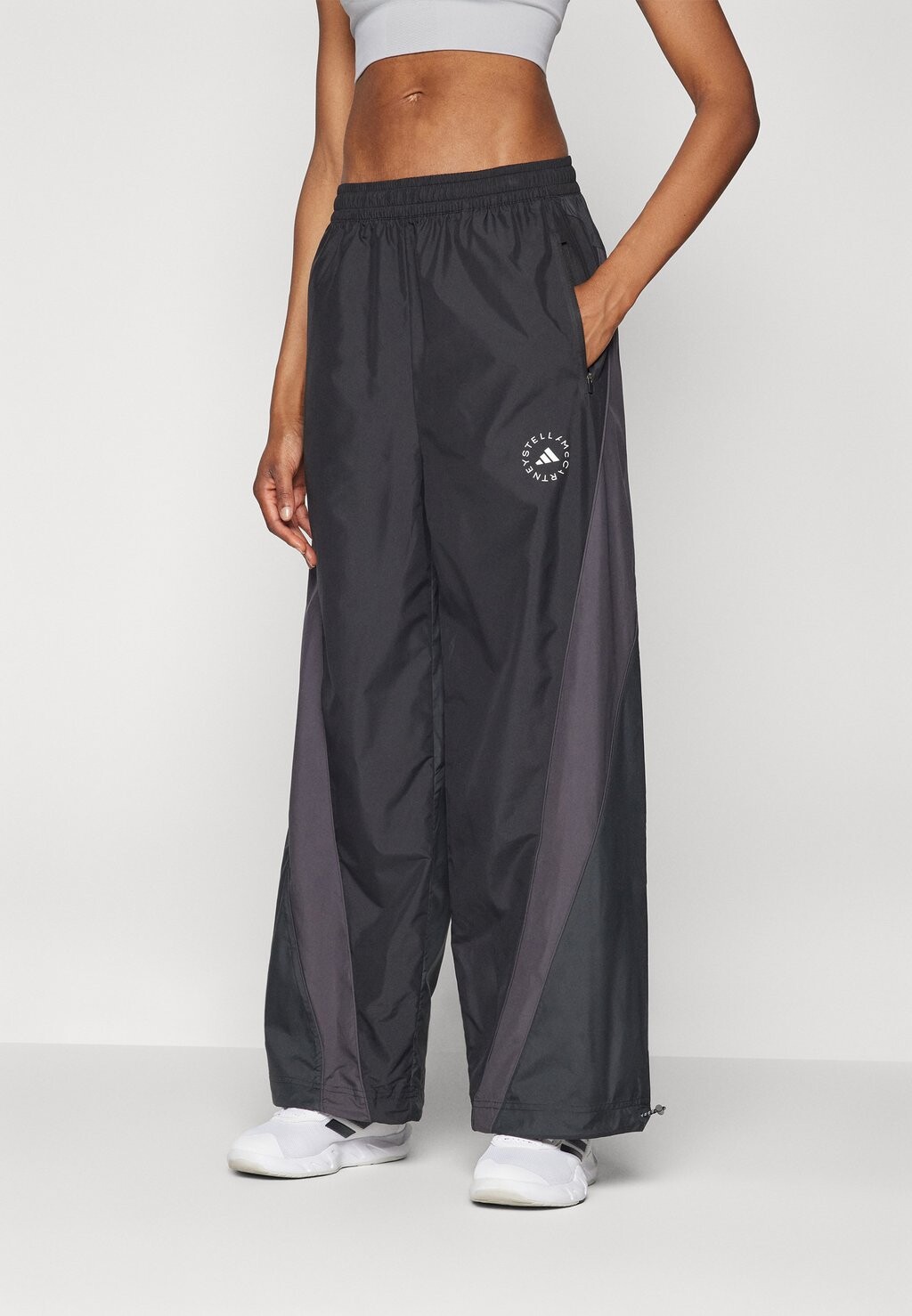 

Тренировочная куртка ADIDAS BY STELLA MCCARTNEY TRACK adidas, темно-серый