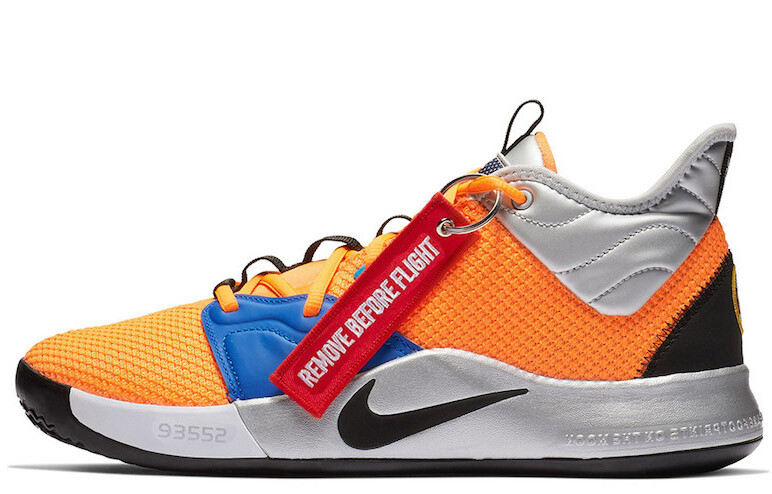 Nike PG 3 NASA (специальная коробка Finishline)