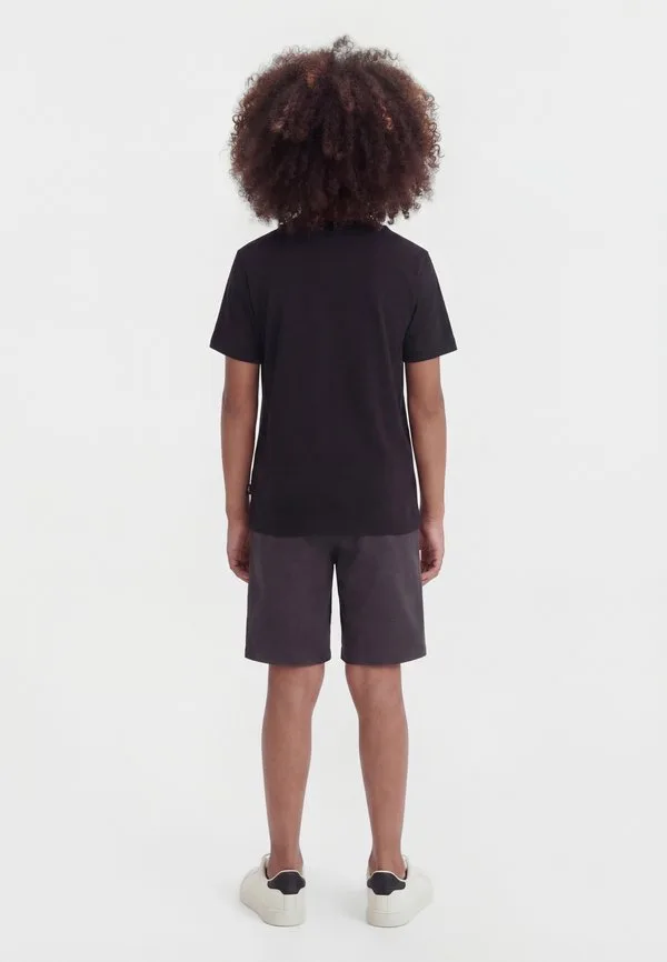 Спортивная футболка с графическим изображением гор Puma, Black — фото 2