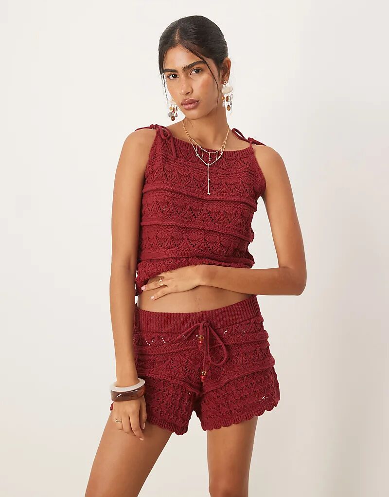 

Топ-комбинация ASOS DESIGN, связанный крючком, с завязками на плечах, украшенными бисером, цвета ржавчины