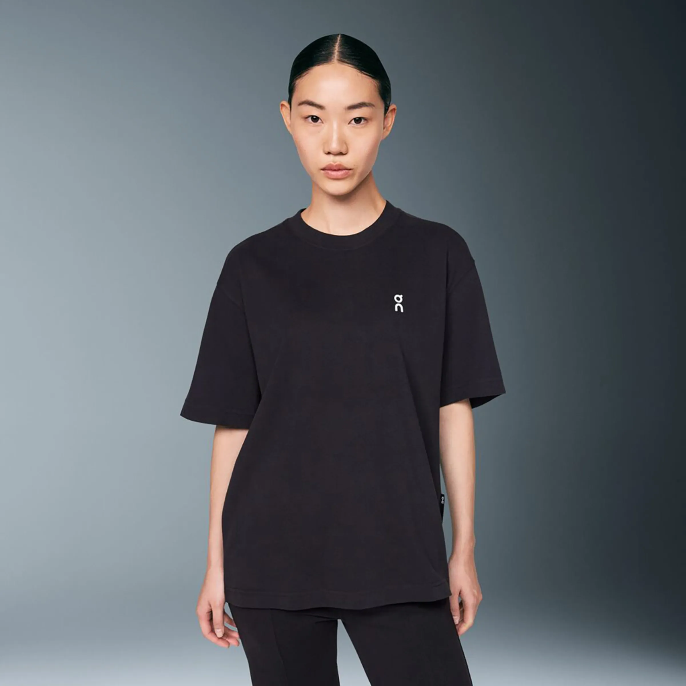 

Женская футболка Club T On, черный