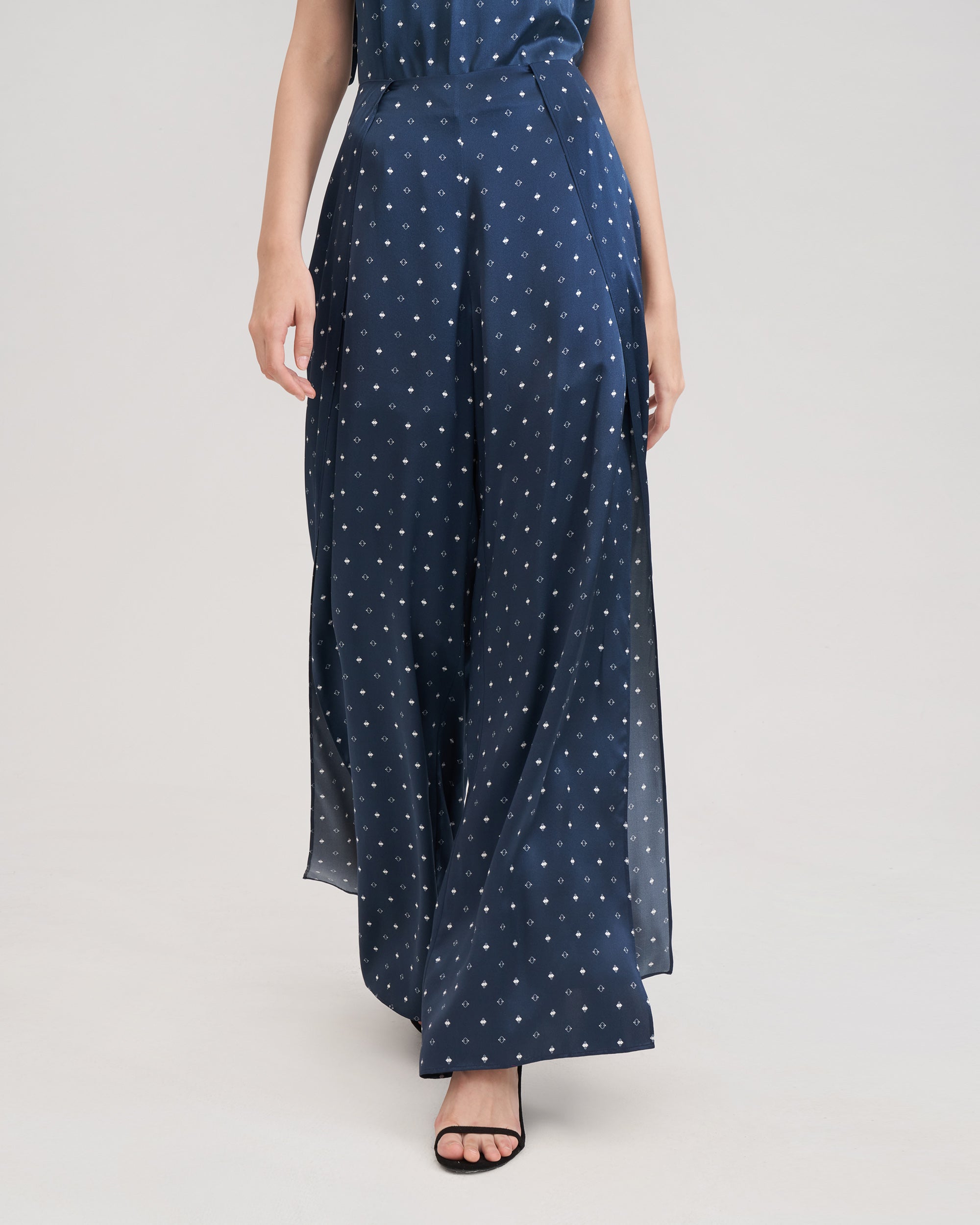 

Широкие брюки из шелка Ginkgo для женщин LILYSILK, цвет white diamonds in blue
