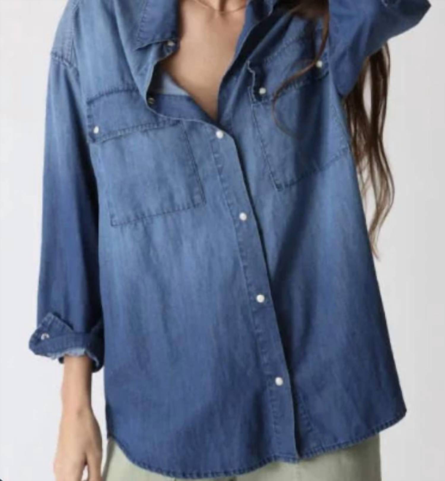 

Рубашка Ryan Utility-Chambray в средне-синем дениме Electric & Rose