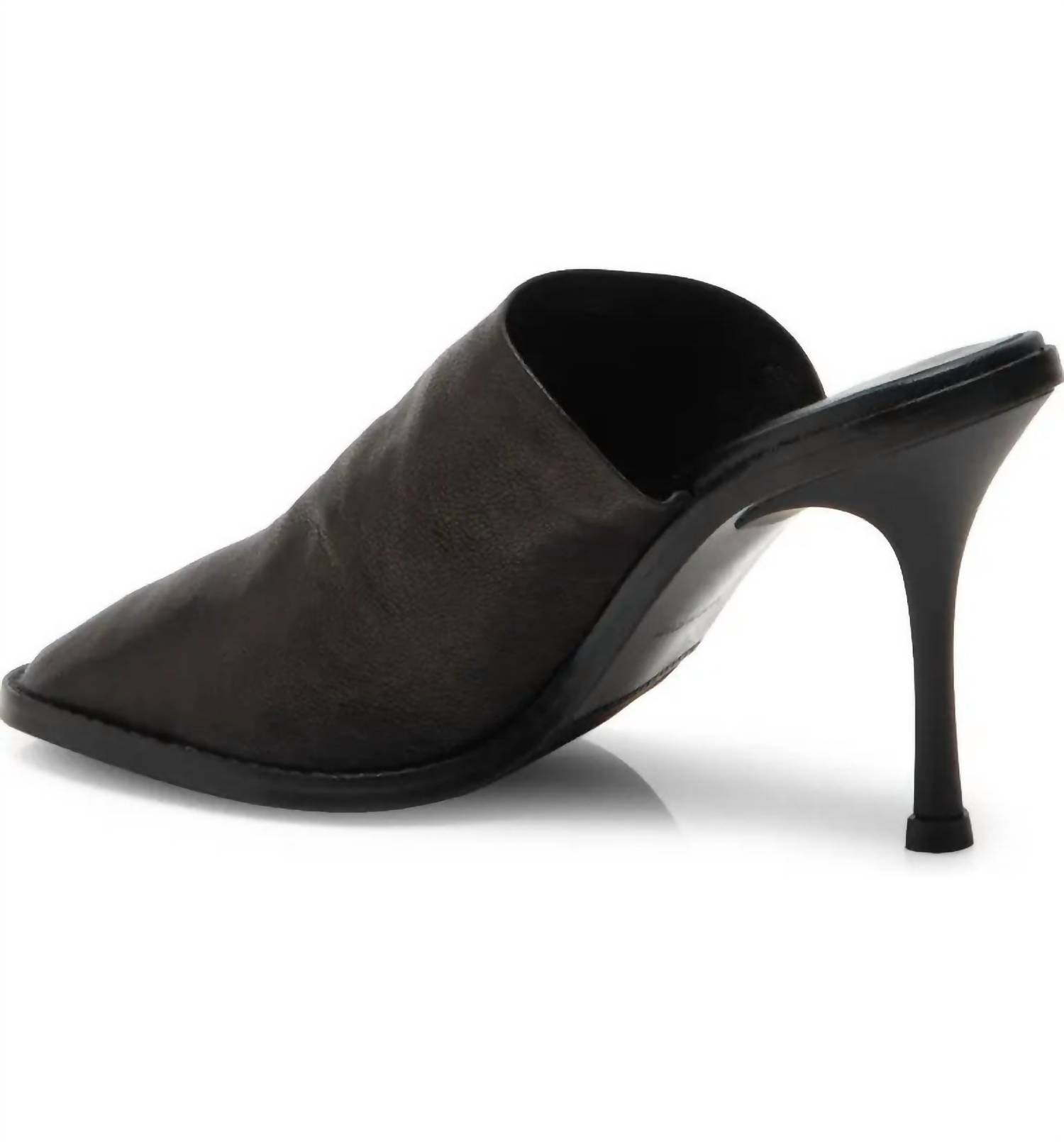 Женские туфли-мюли Leila Heeled Mule черного цвета Free People — фото 4