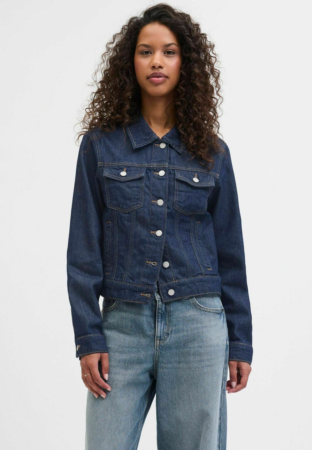 

Джинсовая куртка JJXX, цвет Dark Blue Denim