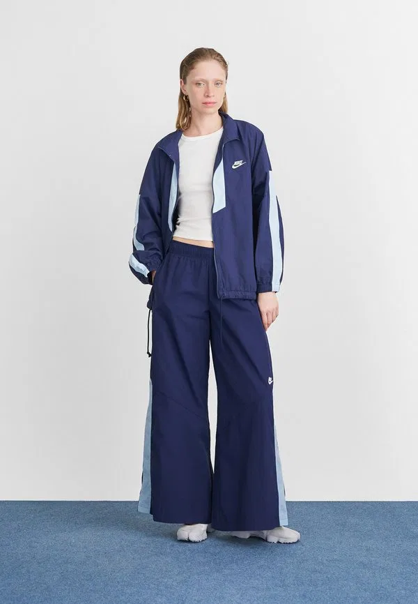 Спортивные штаны Nike Sportswear, Midnight Navy/Celestine Blue/Sail — фото 2