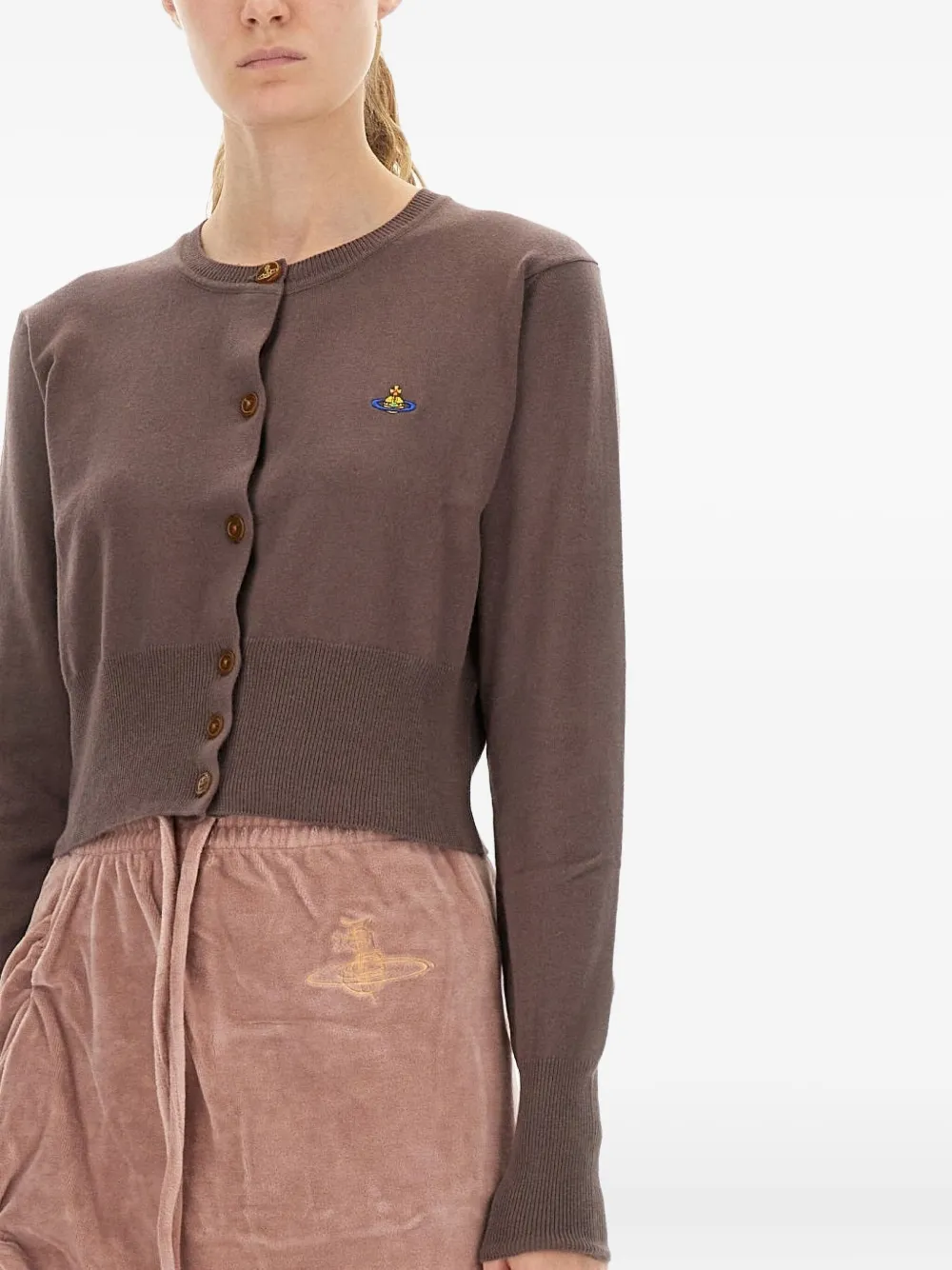 Кардиган с застежкой на пуговицы и логотипом Bea Orb Vivienne Westwood, коричневый — фото 4