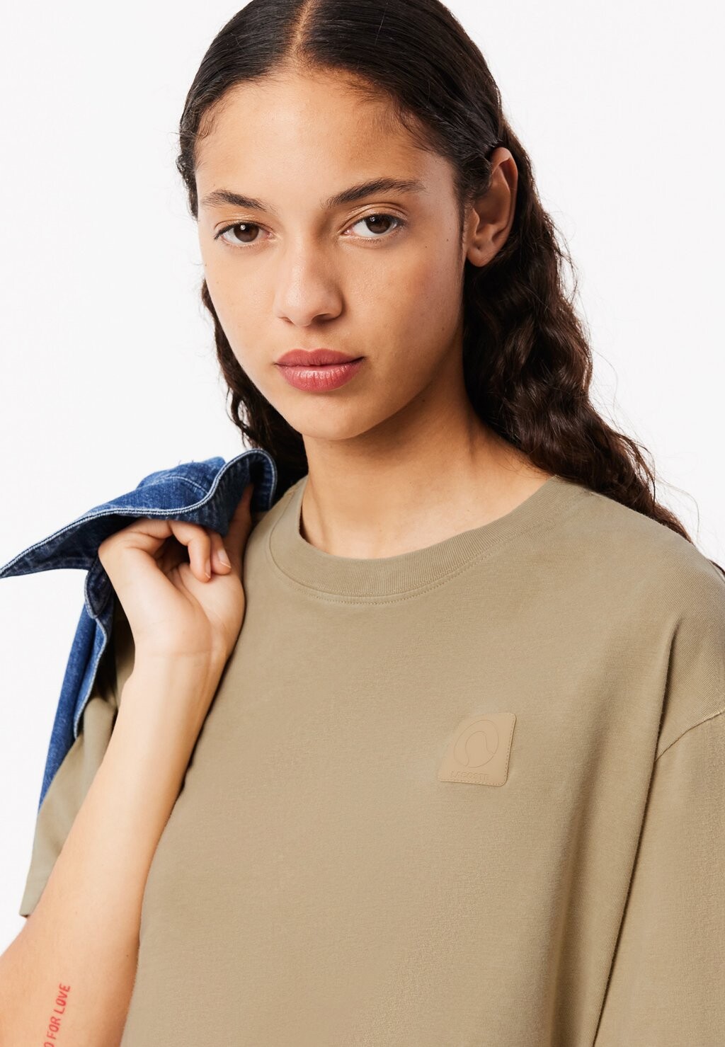 

Базовая футболка Lacoste, бежевый