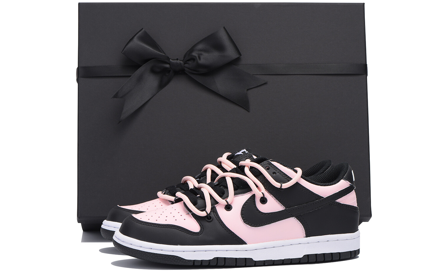 

Кроссовки Nike Dunk Skateboarding Shoes Women's Low-top Black, розовый