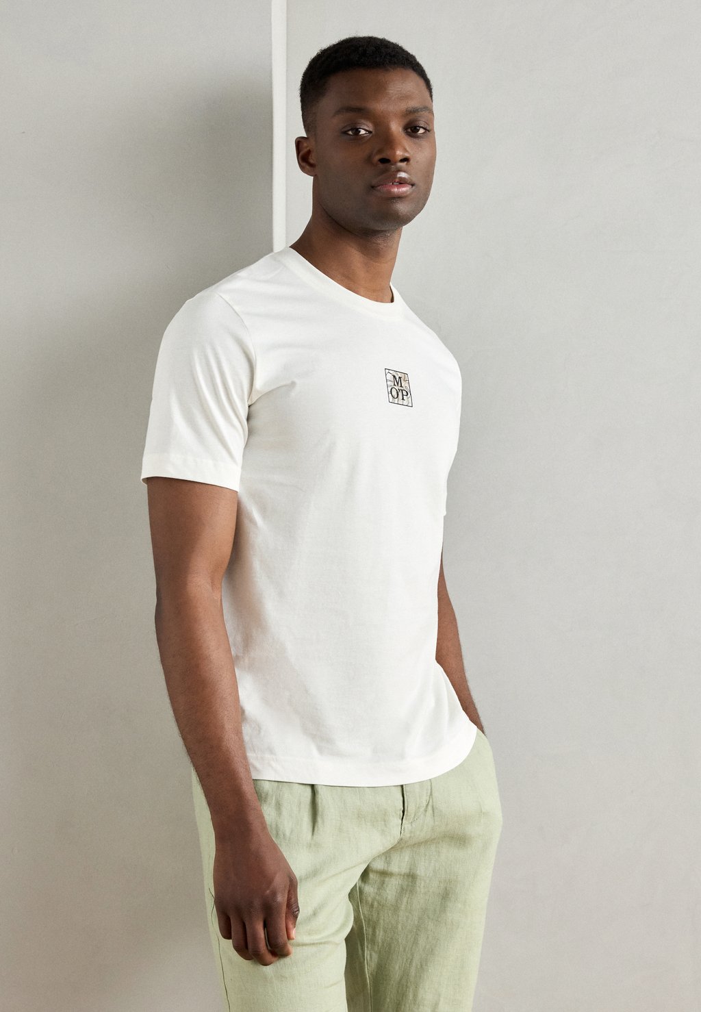 

Базовая футболка SHORT SLEEVE CREW NECK ARTWORK Marc O'Polo, кремовый