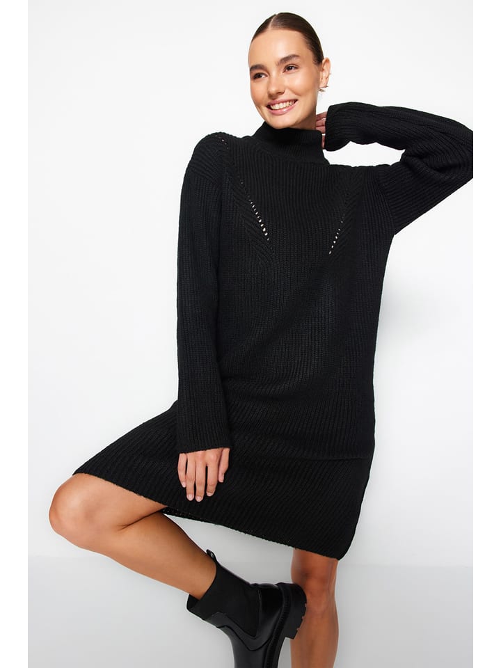 

Trendyol Черное вязаное платье